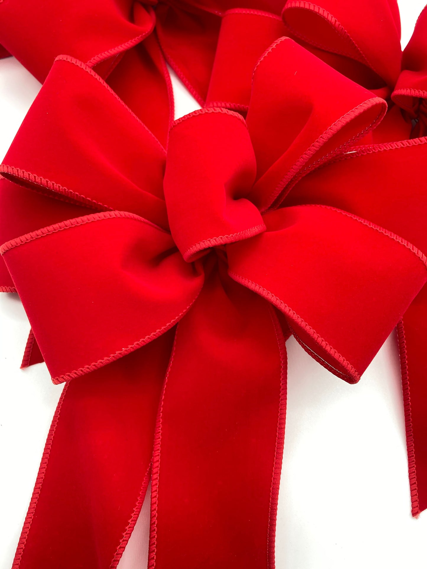 RED VELVET BOW